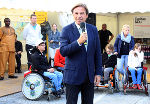Landeshauptmann Franz Voves eröffnete den FairStyria-Aktionstag im Grazer Burghof. ©      